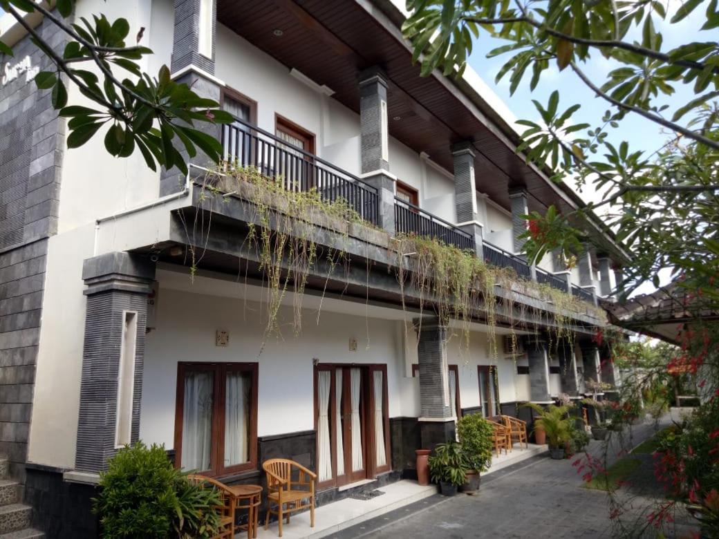 Surya Inn Кута Екстер'єр фото