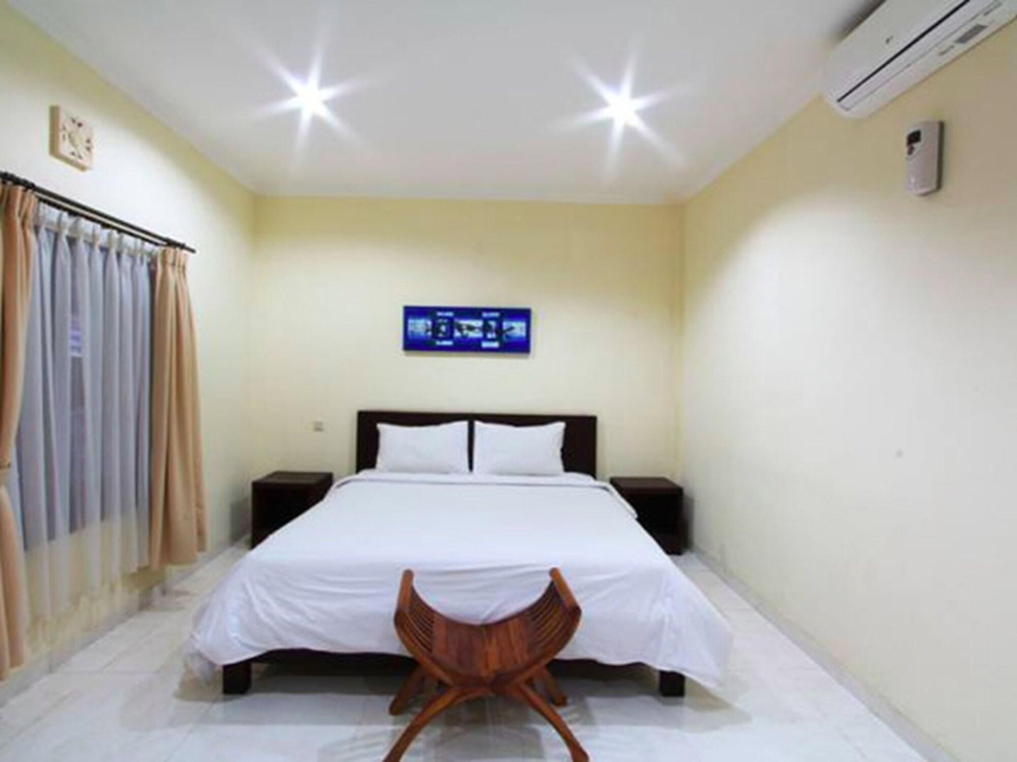Surya Inn Кута Екстер'єр фото