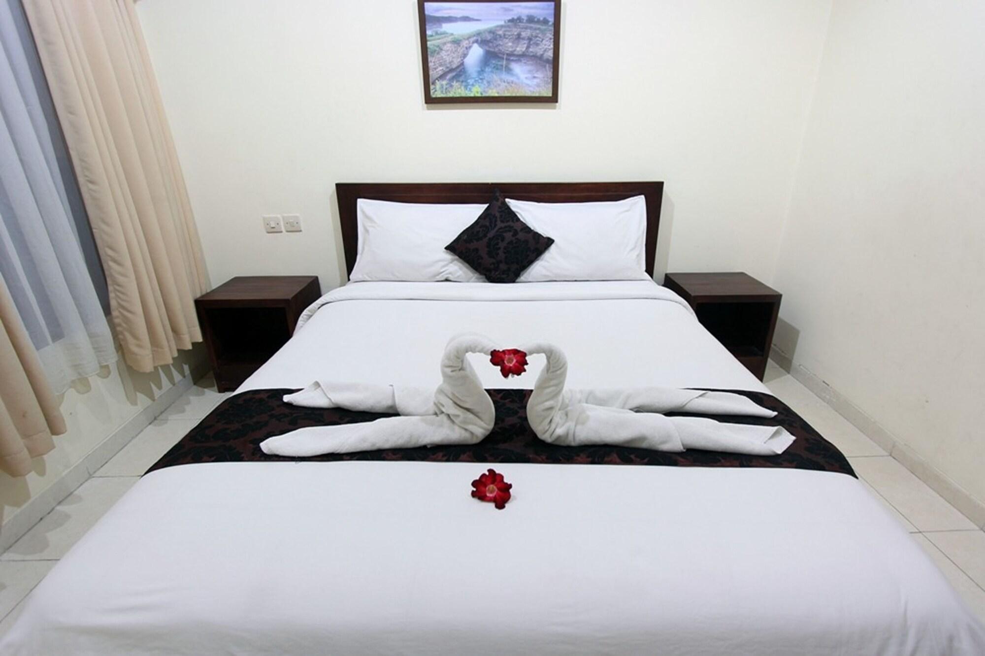 Surya Inn Кута Екстер'єр фото