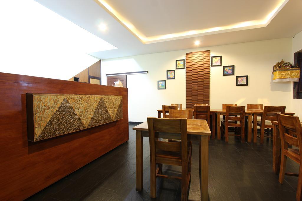 Surya Inn Кута Екстер'єр фото