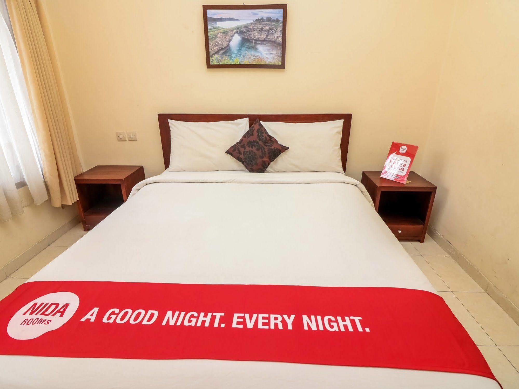 Surya Inn Кута Екстер'єр фото