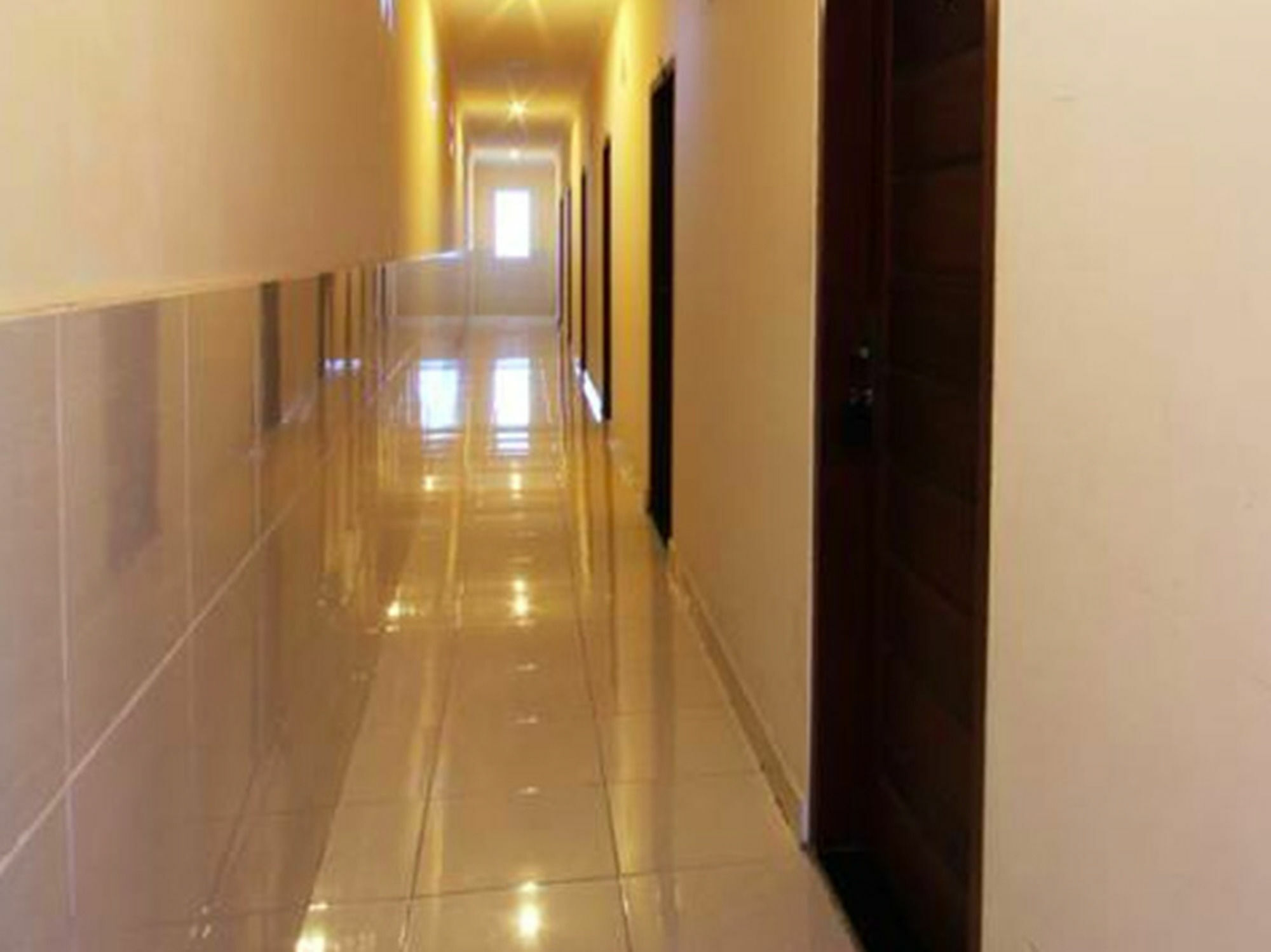 Surya Inn Кута Екстер'єр фото